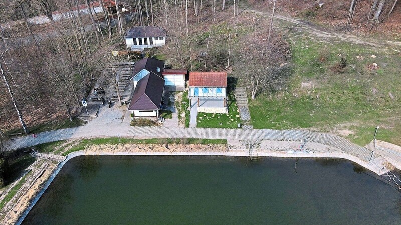 Das Waldbad in Nandlstadt wird so schnell doch noch keine Baustelle. Lieferschwierigkeiten sind schuld. Im Juli soll es jetzt aber mit einem offiziellen Spatenstich losgehen.