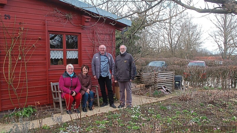 Sie eint die Liebe am Garteln und die Arbeit im Stadtverband der Kleingärtner: (v. l.) Verwaltungsfachkraft Ramona Grün, Schriftführerin Mariele Schieder, Vorsitzender Norbert Winklmeier und Schatzmeister Wolfgang Poh.