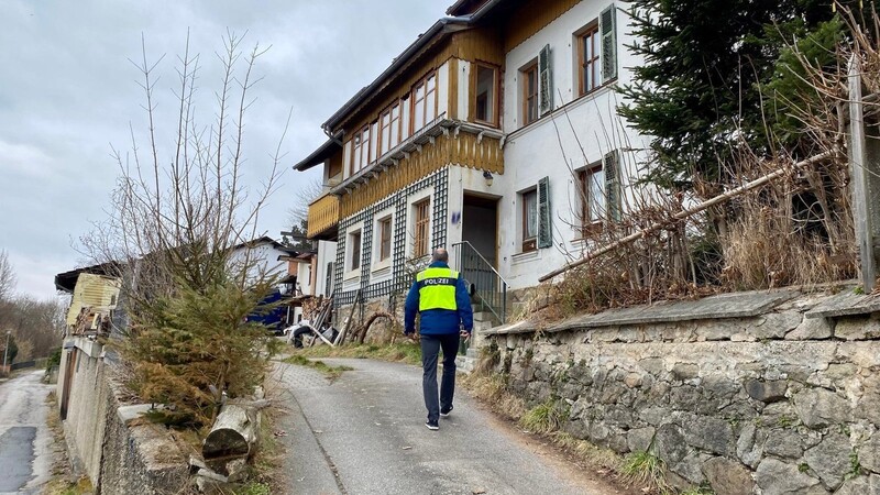 In diesem Haus in Bad Kötzting soll sich die Gewalttat ereignet haben.