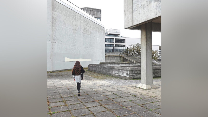 Momentan macht Elena zwei Auslandssemester an der Uni Regensburg.