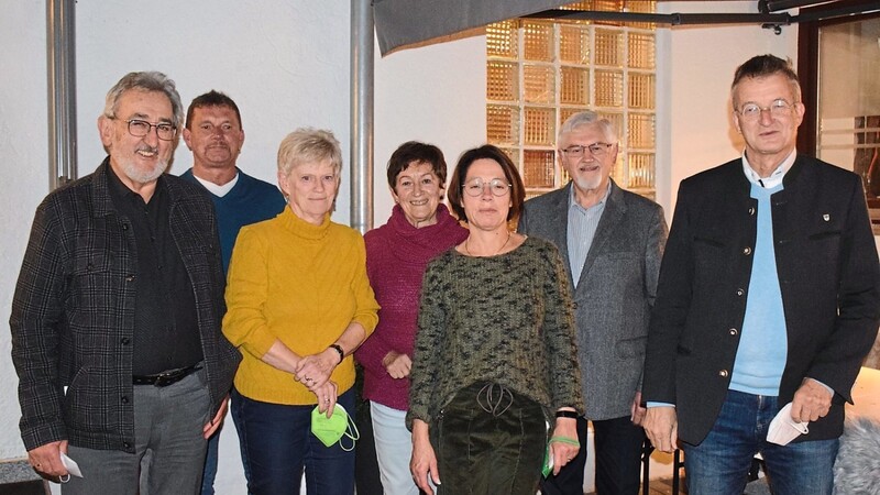 Der Kneipp-Vorstand mit Bürgermeister Markus Ackermann (rechts)