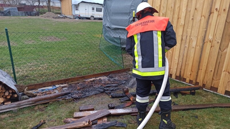 Die Feuerwehr Pirka war im Einsatz.