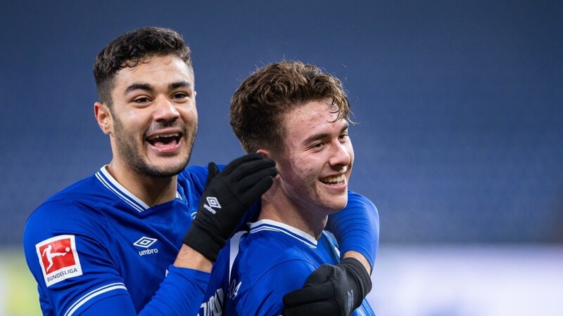 Erzielte einen Dreierpack für Schalke gegen Hoffenheim: Matthew Hoppe (rechts).