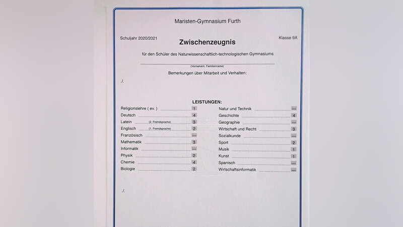 Die Noten sind gerade in der neunten Klasse entscheidend, weil das der letzte Jahrgang im achtstufigen Gymnasium (G8) ist. Wer die Probezeit nicht schafft und wiederholt, muss zwei Jahr länger in die Schule gehen.