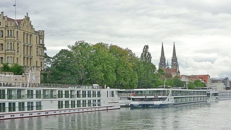 Kreuzfahrtschiffe müssen derzeit Aggregate nutzen. (Archivbild)