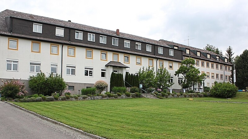 Das Apostolatshaus in Hofstetten, wird in der Bevölkerung auch der Erlhof genannt.