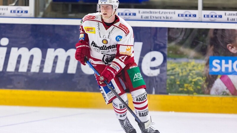 Erik Keresztury erzielte den einzigen Treffer bei der deutlichen Heimniederlage der Eisbären Regensburg.