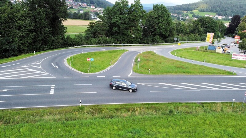 Die Kreuzung bei der B 85, Einmündung Miltach, ist seit vielen Jahren ein Unfallschwerpunkt. Noch ist unklar, ob eine Ampel kommt oder ein Kreisverkehr gebaut wird.