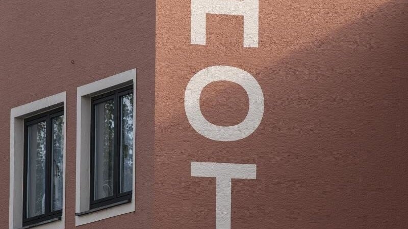 Die Fassade eines Hotels.