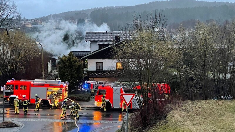 Am Donnerstagmorgen brannte ein Schuppen in Wilmering im Landkreis Cham.