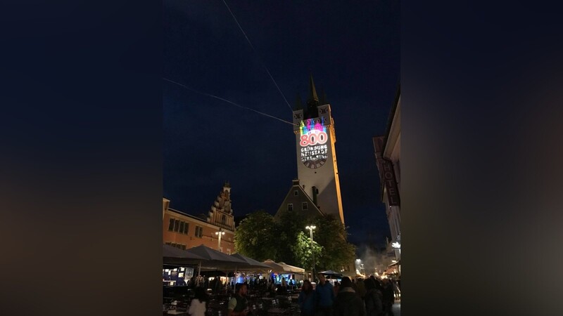 Der erste Tag auf dem Bürgerfest in Straubing.