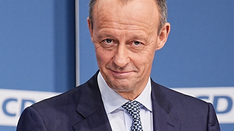 Ob er jetzt auch nach dem Fraktionsvorsitz im Bundestag greifen will, lässt Friedrich Merz noch offen.