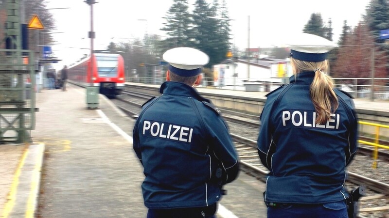 Zu einem Unfall mit großem Schaden ist es auf einer S-Bahnstrecke gekommen. (Symbolbild)