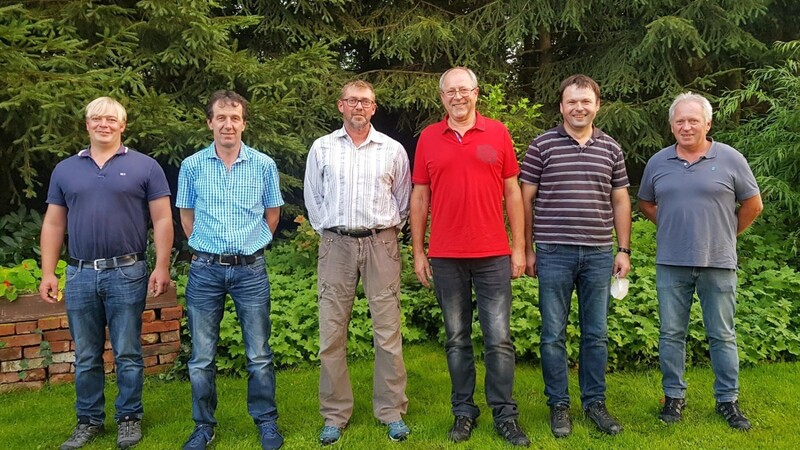 Die neue Führungsmannschaft der Jagdgenossen (v.l.n.r.): Stephan Wagner, Christian Aigner, Martin Heigl (1. Jagdvorsteher), Franz Amesberger (2. Jagdvorsteher), Franz Schamberger und Ernst Wiesmeier.