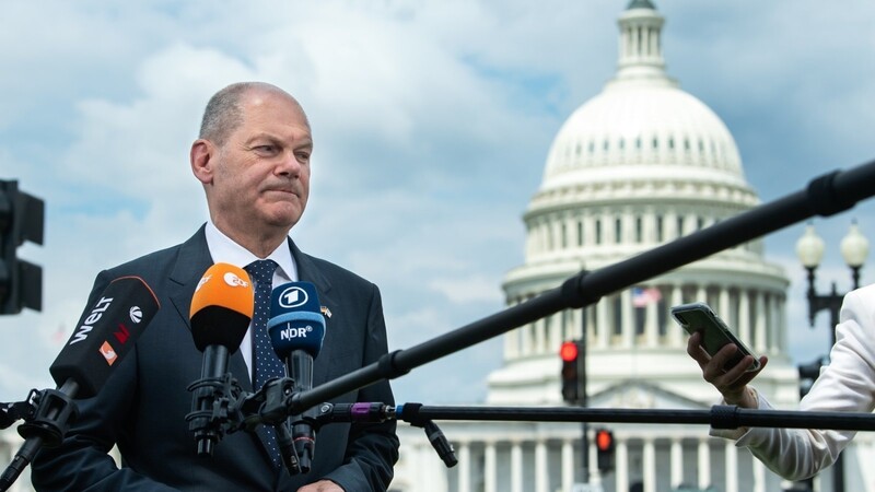 Bundesfinanzminister Olaf Scholz sieht die Einigung auf eine globale Mindeststeuer als einen "kolossalen Fortschritt" auf dem Weg zu mehr Steuergerechtigkeit.