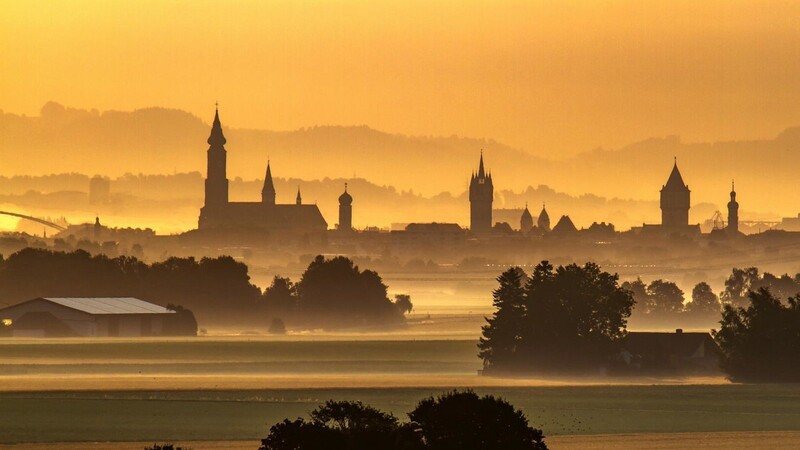 Ein faszinierender Blick über den Gäuboden Richtung Straubing.