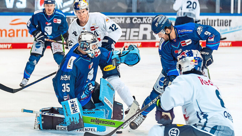 4:1 gewannen die Tigers beim letzten Aufeinandertreffen mit München vor ein paar Wochen in Straubing - ein Ergebnis, das sie für die Partie am Freitag wohl sofort unterschreiben würden. Verteidiger Stephan Daschner (r.), der hier zusammen mit Goalie Hunter Miska einen Angriff der Münchner entschärft, hat seinen Vertrag bei den Straubingern unterdessen verlängert.