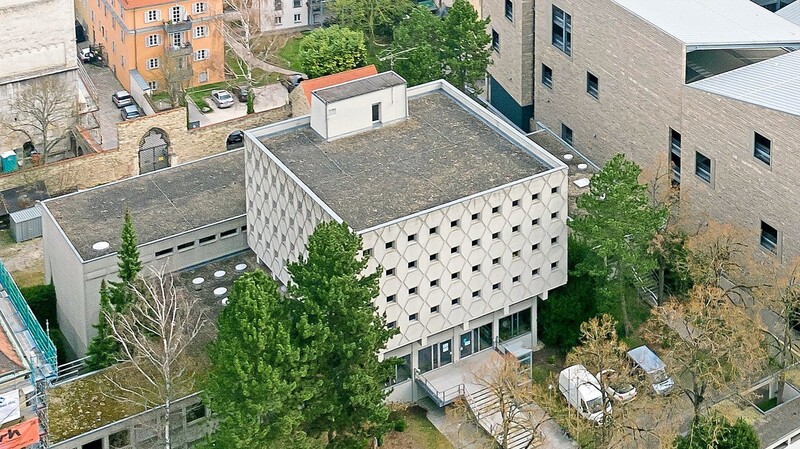 Das Gebäude der Zentralbibliothek wurde 1972 gebaut und soll nun saniert werden.