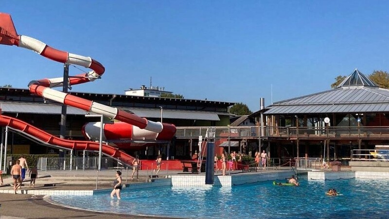 Die letzten heißen Tage genießen: Noch bis Sonntag hat das Chamer Freibad geöffnet.