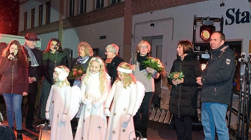 Vor zwei Jahren konnte die Adventseröffnung mit dem Moosburger Christkindl noch stattfinden.