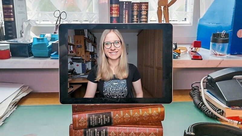 Carina Forsthofer bei einer Videkonferenz des Silicon-Vilstal-Teams.