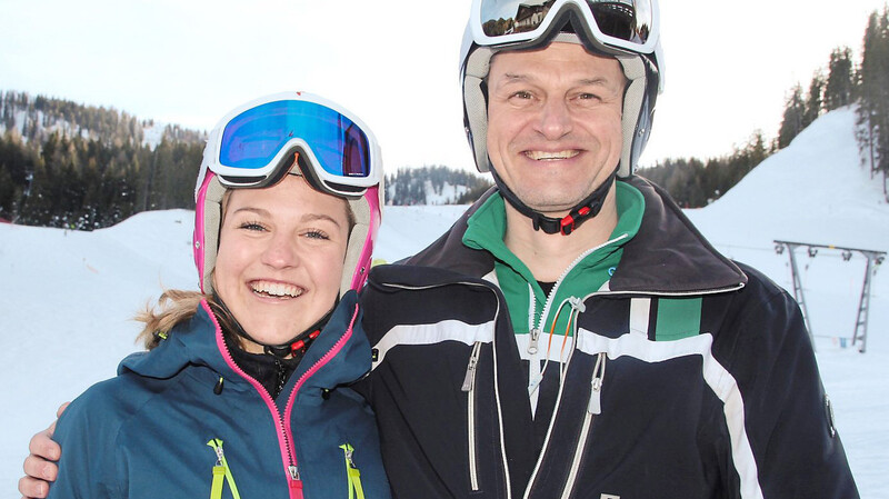 Die Vereinsmeister der allgemeinen Klasse: Luisa Zeeh und Christian Eller.