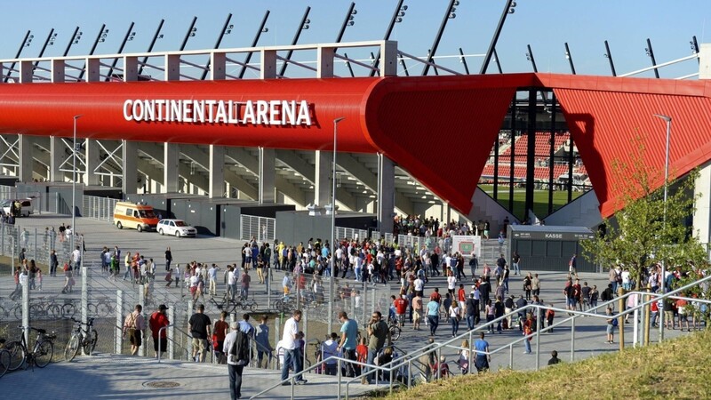 Es empfielt sich, mit öffentlichen Verkehrsmitteln oder dem Fahrrad zum Stadion zu kommen. (Symbolbild)