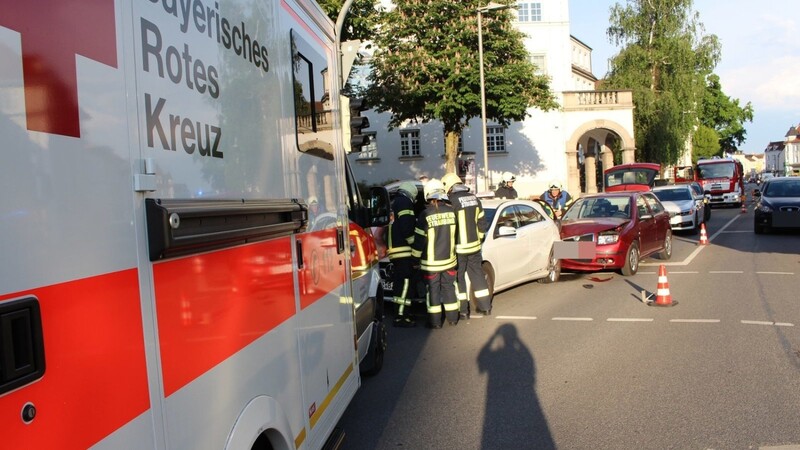 Zu einem Unfall ist es am Mittwochabend am Stetthaimer Platz gekommen.