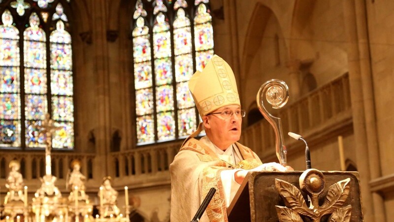 Bischof Rudolf Voderholzer hat am Sonntag den weltweiten Synodalen Prozess für das Bistum Regensburg eröffnet.