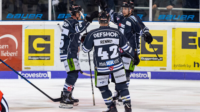 Die Straubing Tigers haben ihr Heimspiel gegen die Eisbären Berlin deutlich mit 7:3 gewonnen.