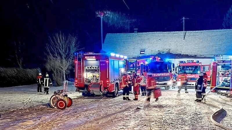 Etwa 50 Feuerwehrkräfte waren am Einsatzort.