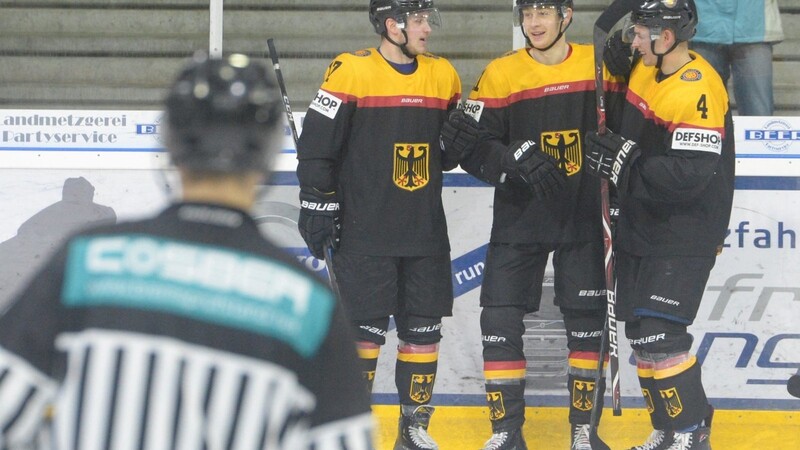 Die U20-Nationalmannschaft hat das Vier-Nationen-Turnier in Deggendorf gewonnen.