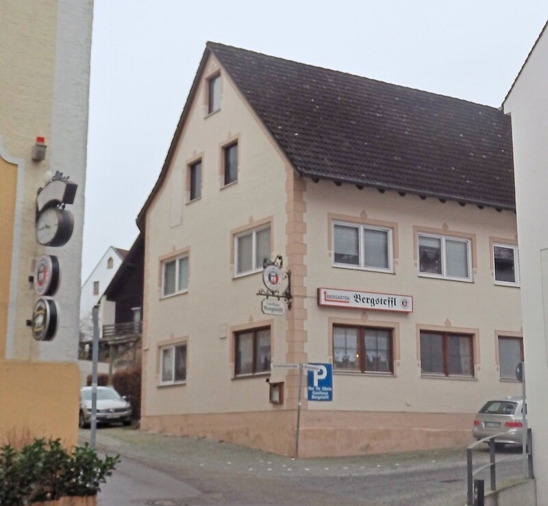 Das Gasthaus Bergsteffl in der Ortsmitte von Au. 