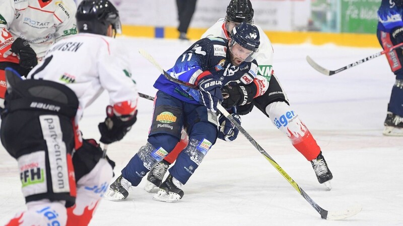 Der Deggendorfer SC hat seine Partie gegen Bad Nauheim mit 2:5 verloren.