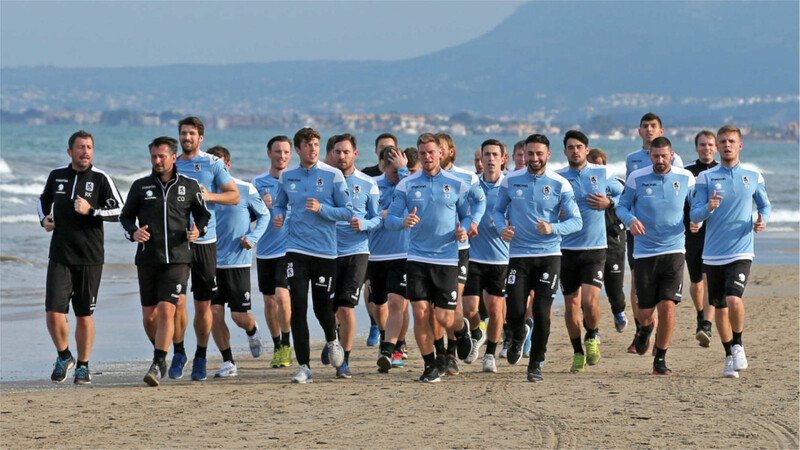 Lauffreudig: Der TSV 1860 im Trainingslager in Oliva Nova.