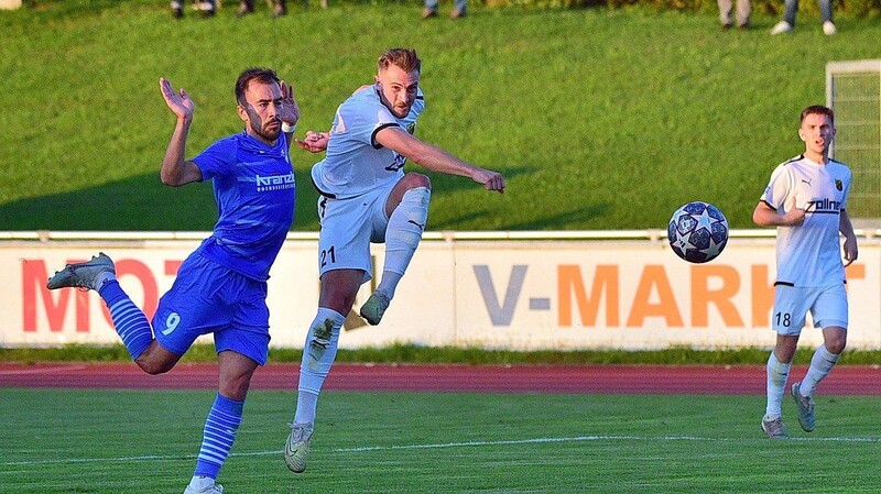 Endlich mal mit dem Heimvorteil im Rücken wollen die Vilzinger (hier hat Tobias Hoch abgezogen) auch gegen den Hochkaräter TSV Aubstadt ins Viertelfinale einziehen.