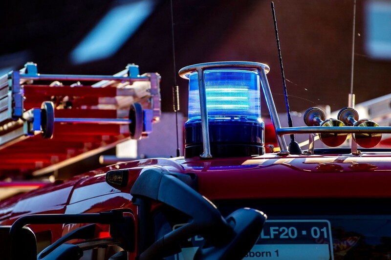 Einsatzkräfte der Feuerwehr brachten den Brand schnell unter Kontrolle. 