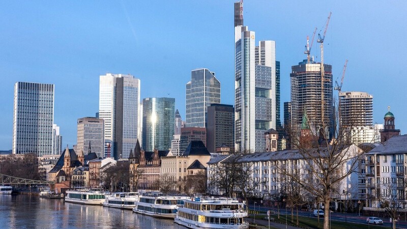 Blick auf die Frankfurter Skyline.