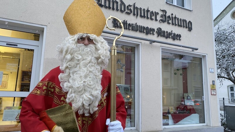 Auch der Geschäftsstelle beim Rottenburger Anzeiger stattete der Nikolaus einen Besuch ab.