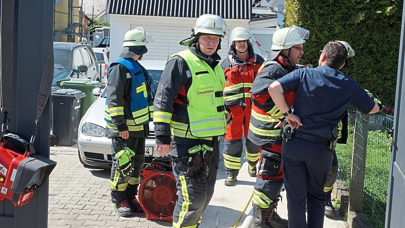 Stefan Mahrer, Josef Steinberger, Rainer Stadlbauer, Josef Fenn und Michael Wurm waren beim Einsatz in der Bahnhofstraße vor Ort.