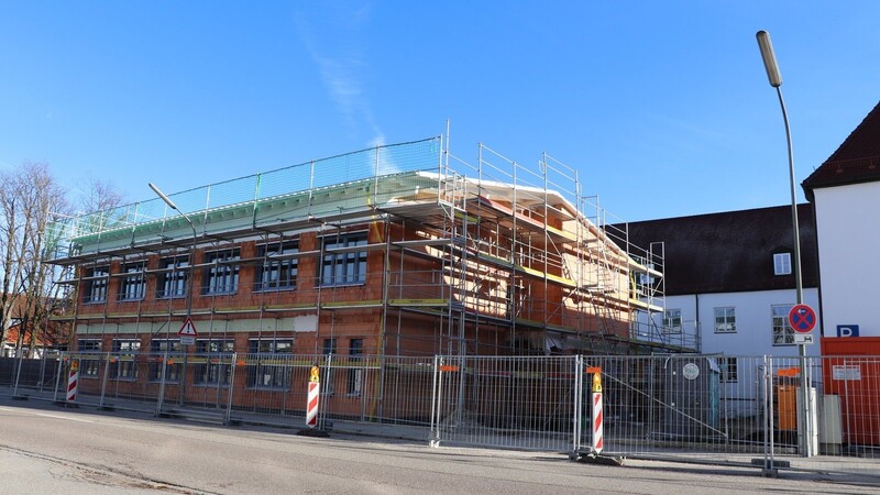 Ist der Bau für die offenen Ganztagsplätze an der Münchner Straße fertig, wird es bei der Betreuung der Grundschüler leichter.