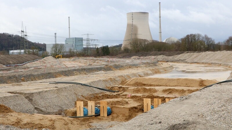 Zwischen der Schaltanlage am KKI und dem Konverterstandort lässt Tennet bereits Rohre verlegen.