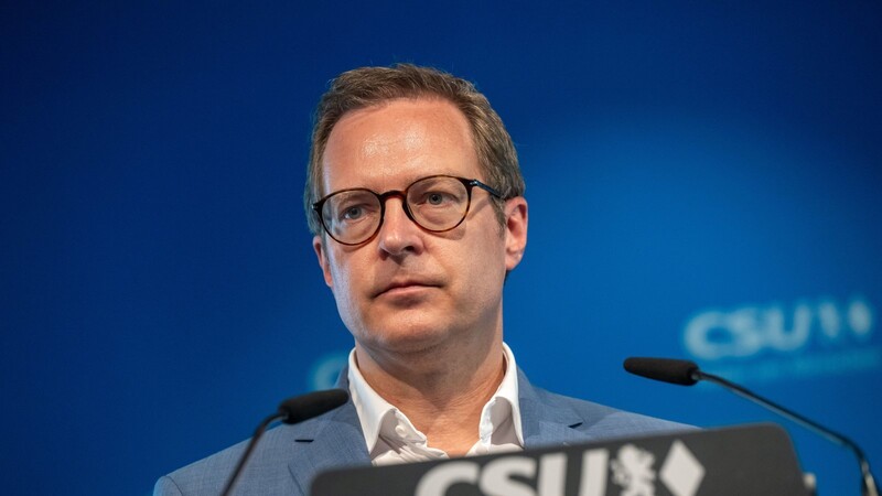 CSU-Generalsekretär Martin Huber sieht seine Partei als einzige Kraft, "die sich für die Interessen der Bauern im Land, im Bund und auf europäischer Ebene einsetzt".