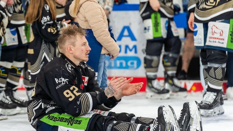 Nach auskurierter Krankheit im letzten Hauptrundenspiel gegen Wolfsburg - und damit rechtzeitig zum Playoff-Start am Samstag gegen Schwenningen - ins Team der Tigers zurückgekehrt: Marcel Brandt.