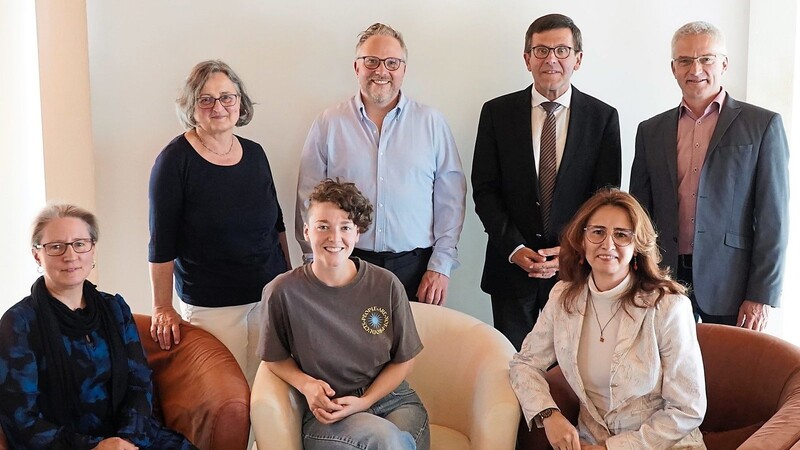 Johanna Kucera-Lang (v. l.), Maria Gsödl, Hannah Grossmann , Simon Höfli, August Lindmeier, Maria Simon und Lutz Heidebrecht