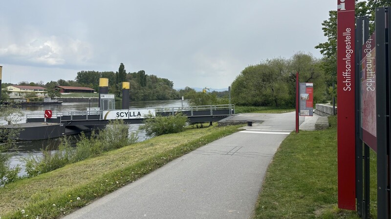 Voraussichtlich Mitte Juli wird das erste Flusskreuzfahrtschiff an der Anlegestelle am Herzogschloss halt machen.