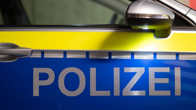 Die Polizei spricht inzwischen von einem Kleinunfall, doch der erste Eindruck war ein anderer.