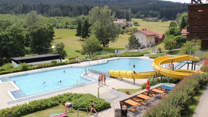 Im Viechtacher Freibad steigt am 14. September eine Party für junge Ehrenamtliche.