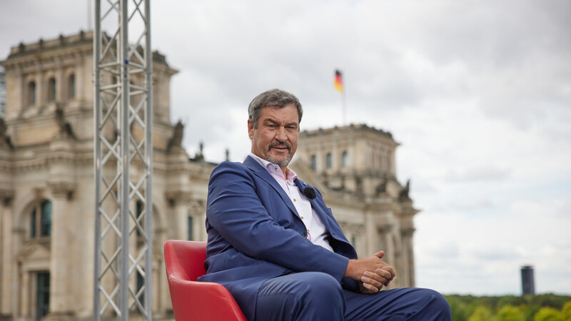 Eine haarige Angelegenheit: Bayerns Ministerpräsident Markus Söder mit graumeliertem Bart beim ARD-Sommerinterview