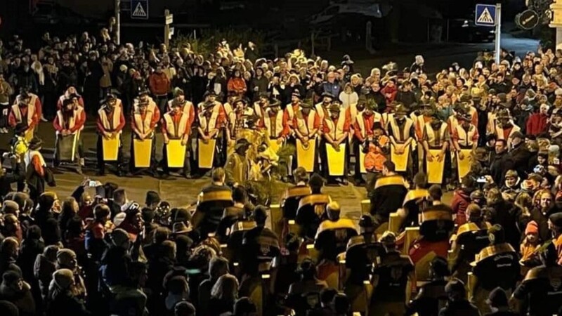 Wolfauslasser soweit das Auge reicht, beim Zusammenläuten auf der Kejbruck.